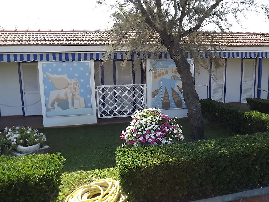 Maison d'hôtes Bed & Breakfast Venezia à Marina di Carrara